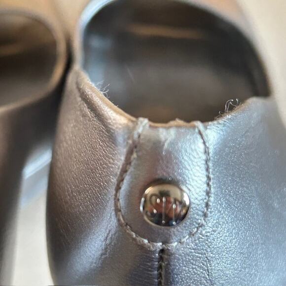 Stuart Weitzman Leather Silver Metallic Peep-Toe Heels – Size 7 Made is Spain - Picture 8 of 15
